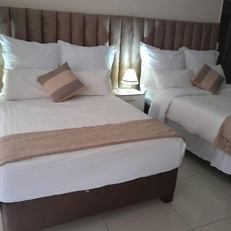 Purple Olive Guest House Преторія Екстер'єр фото