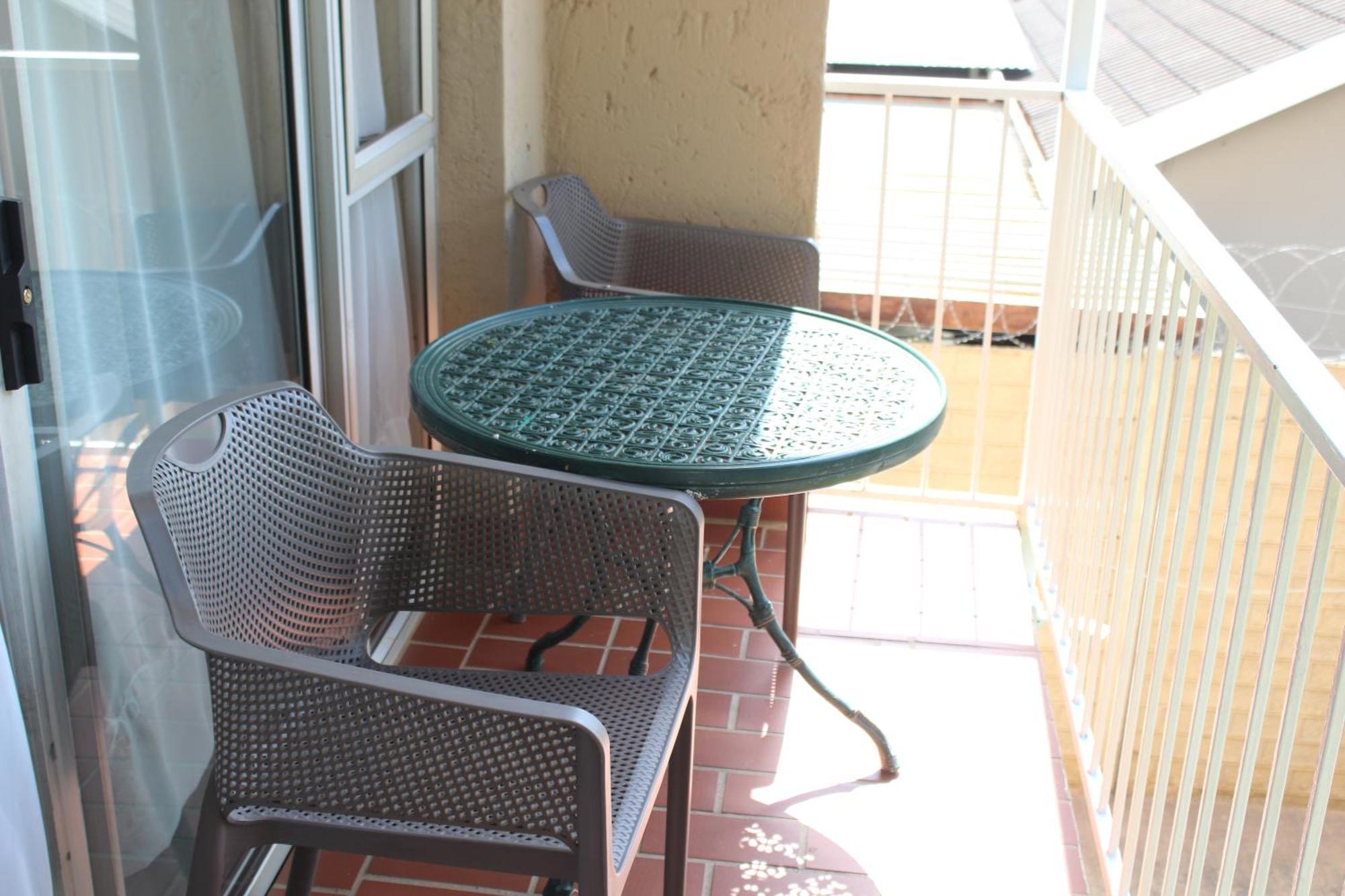 Purple Olive Guest House Преторія Екстер'єр фото