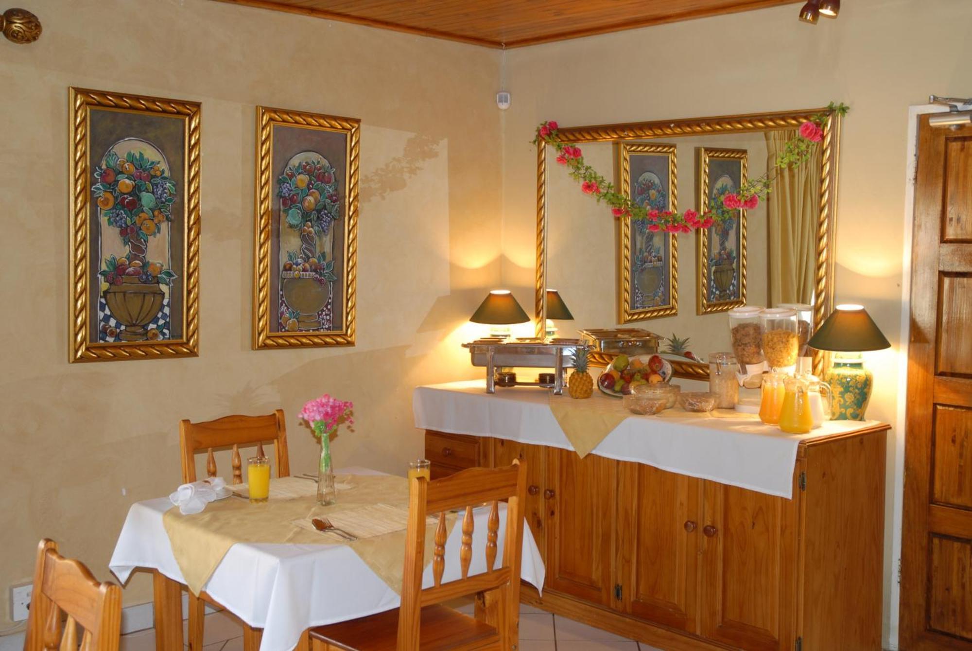 Purple Olive Guest House Преторія Екстер'єр фото