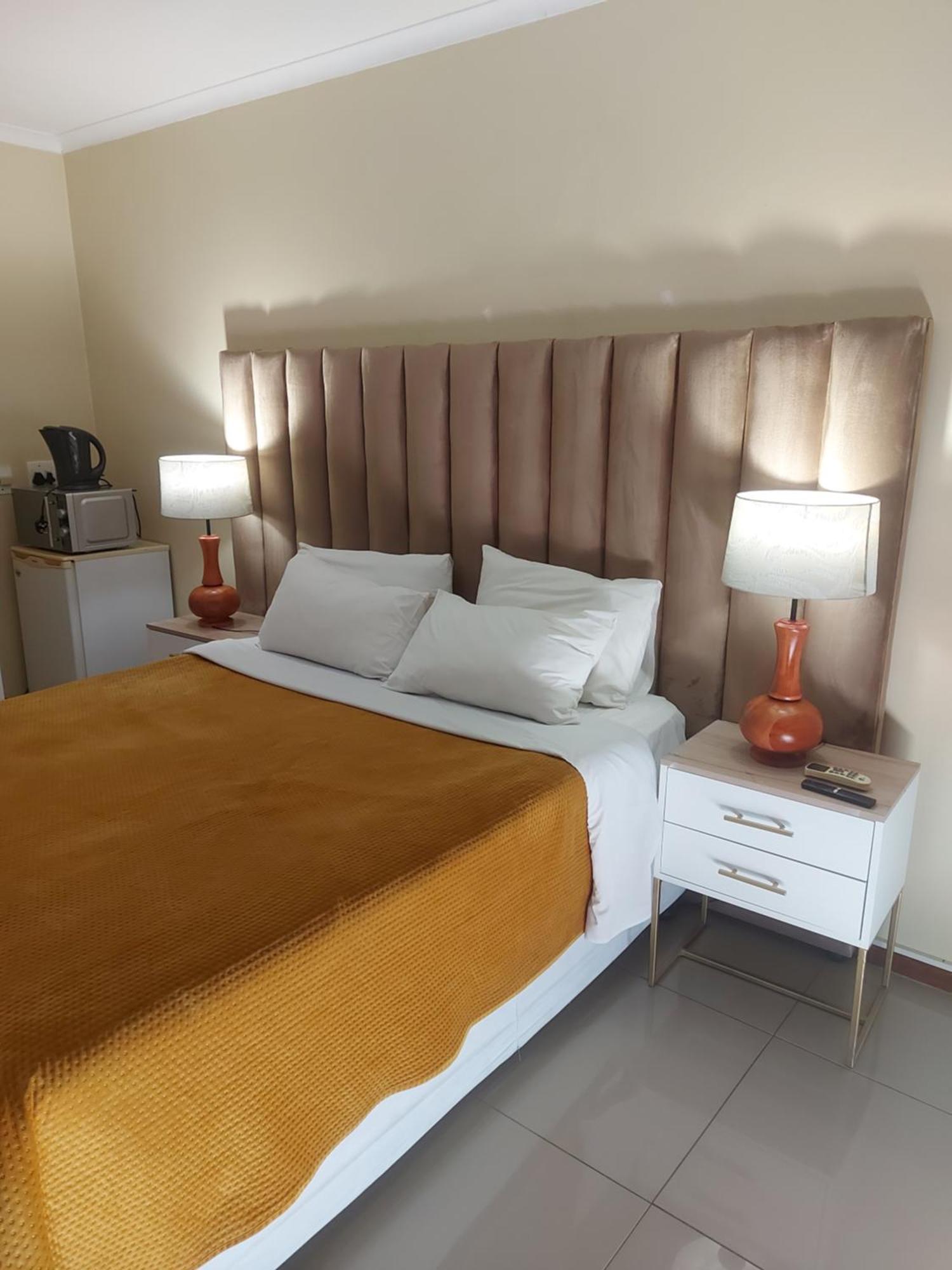 Purple Olive Guest House Преторія Екстер'єр фото